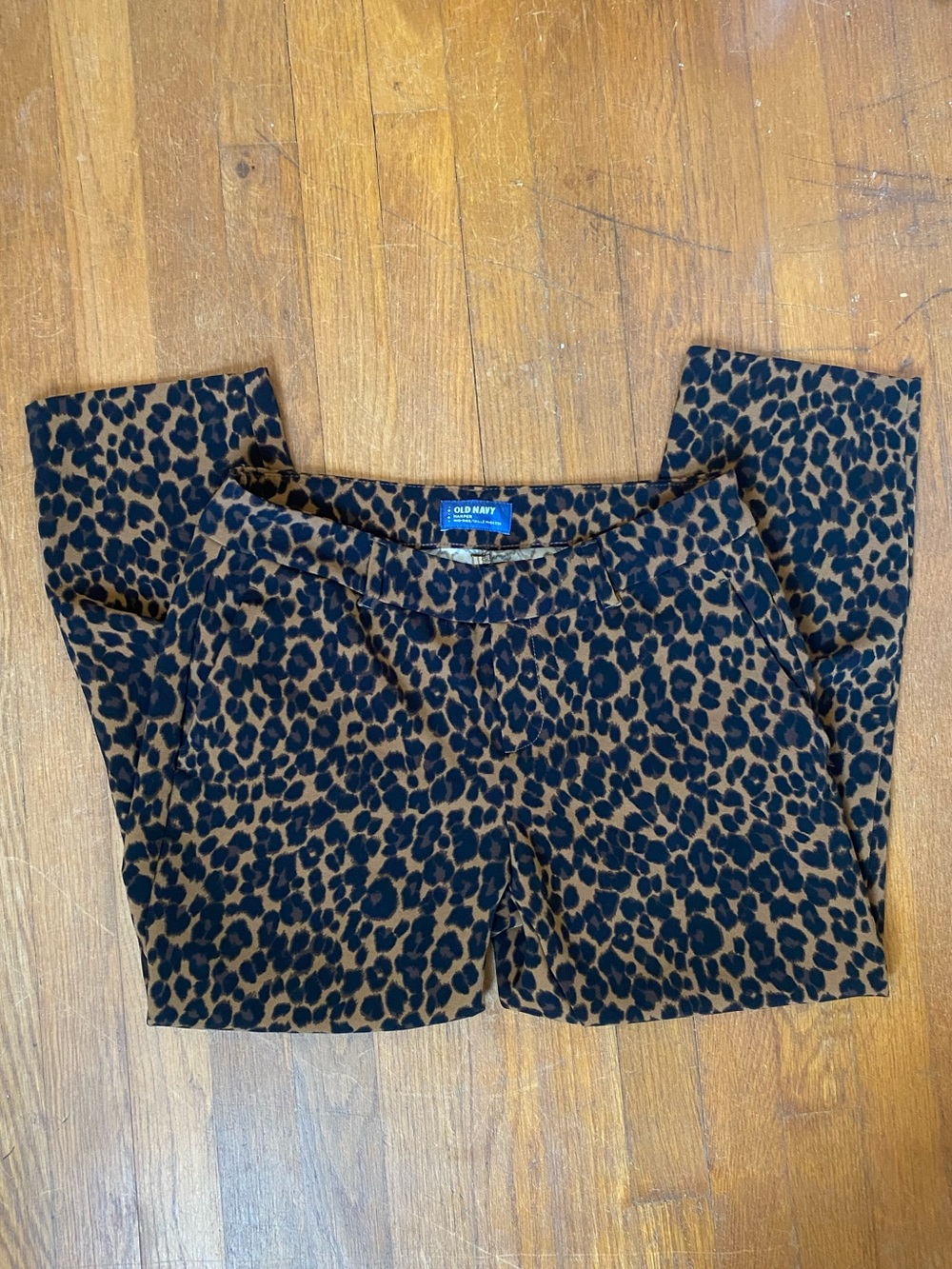Old Navy Harper Mid Rise Pants in Leopard Print